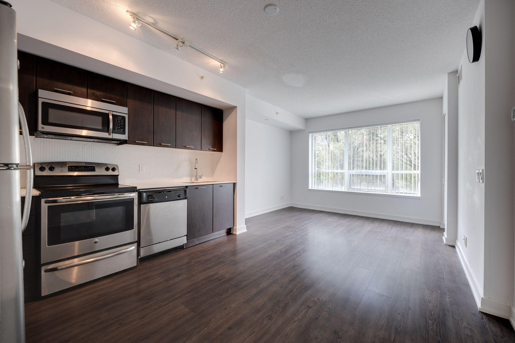 Toronto property showcase — delivered property photograph 3