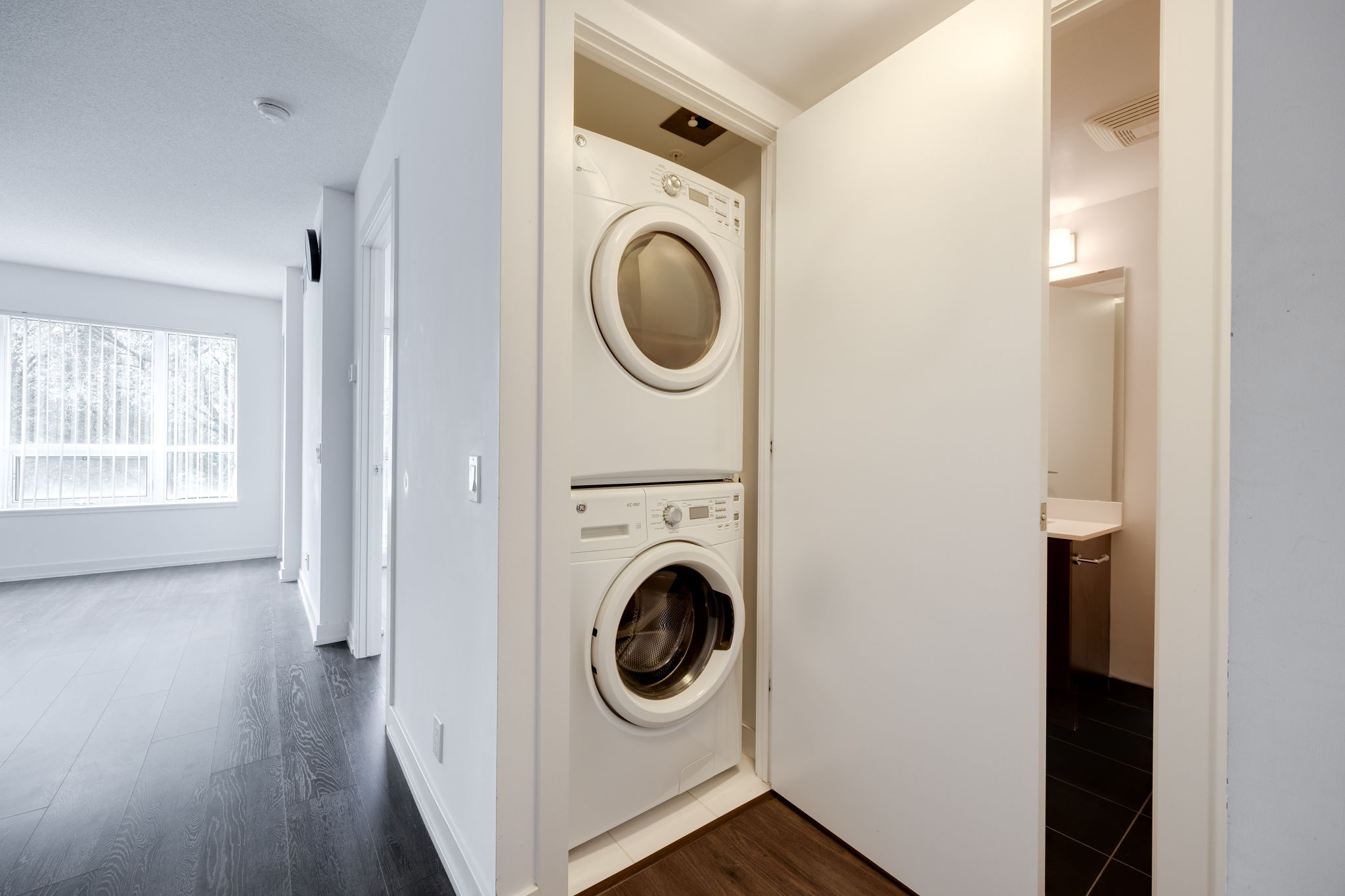 Toronto property showcase — delivered property photograph 15