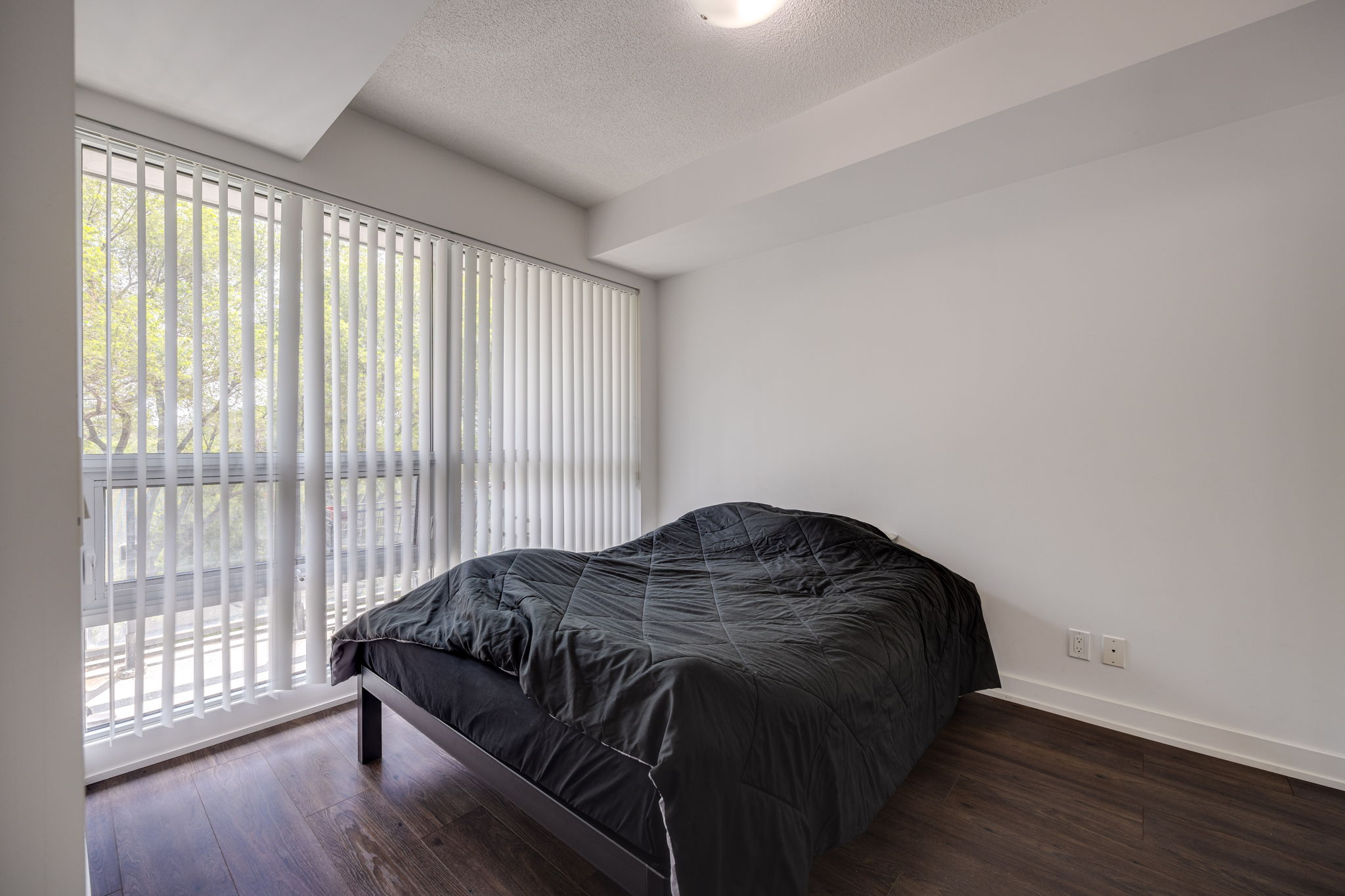 Toronto property showcase — delivered property photograph 25