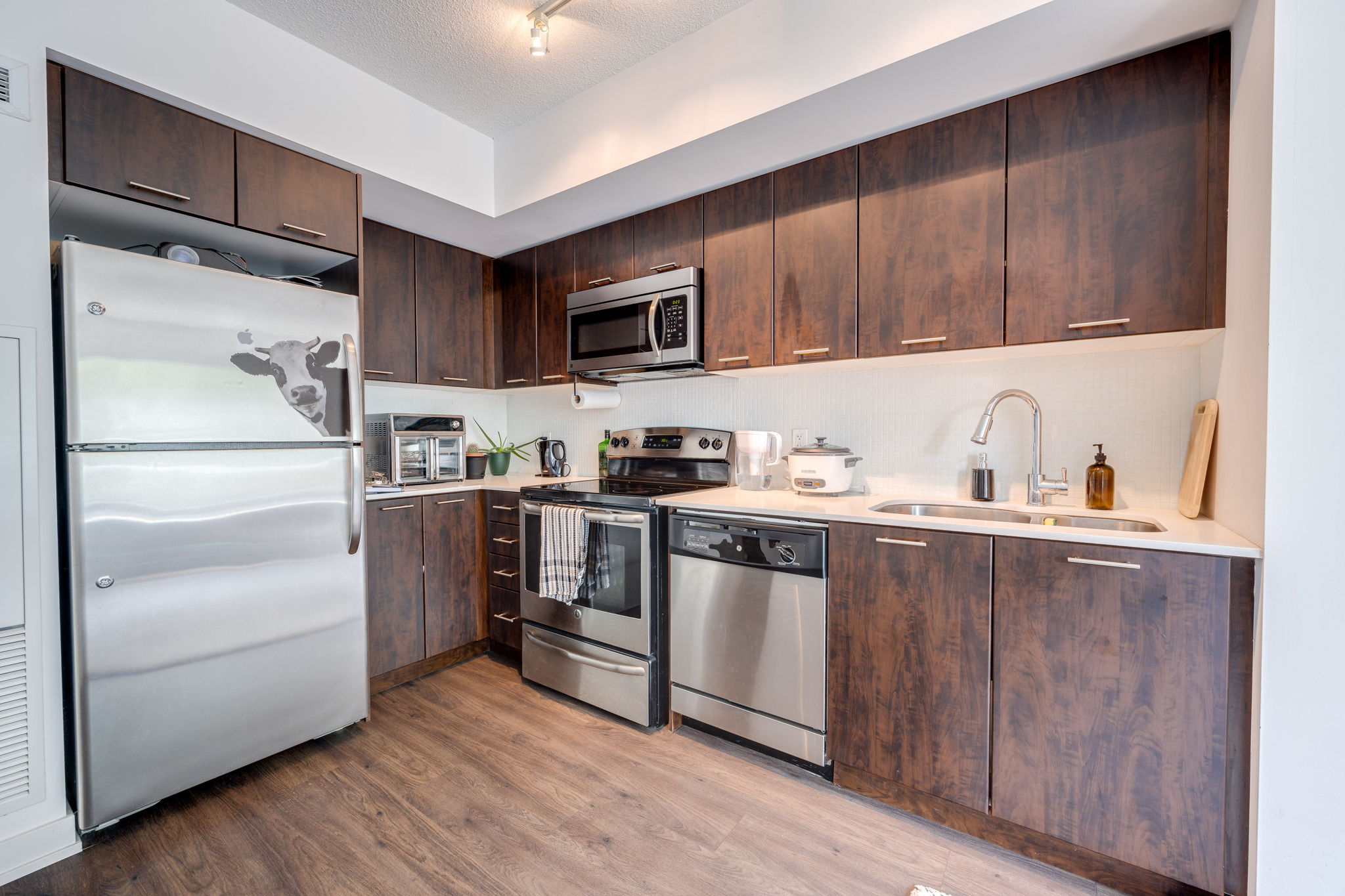 Toronto property showcase — delivered property photograph 19