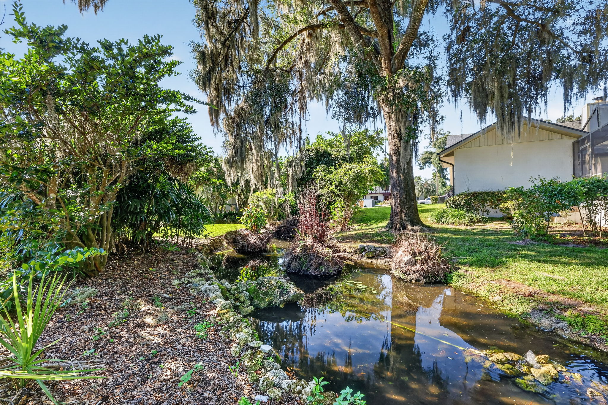 Water Feature on Property Border