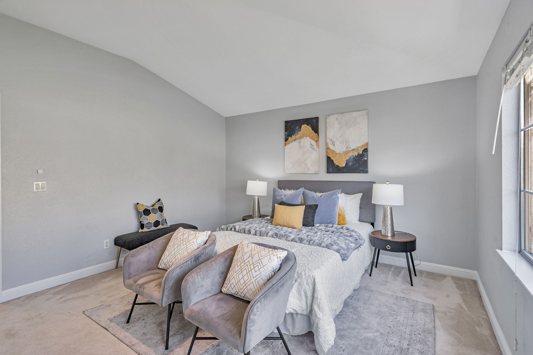 023_2220 Pettigrew Dr