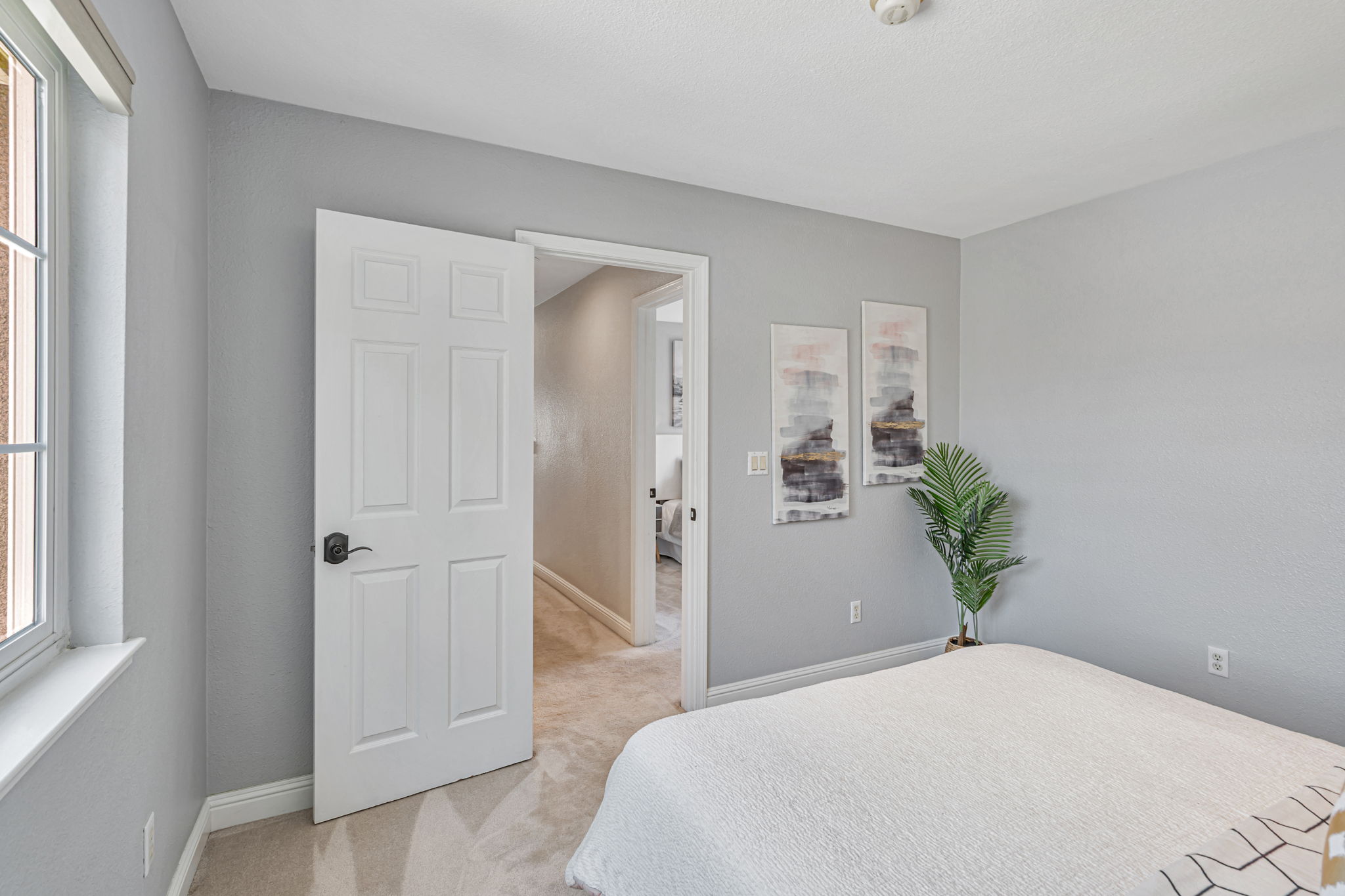 028_2220 Pettigrew Dr