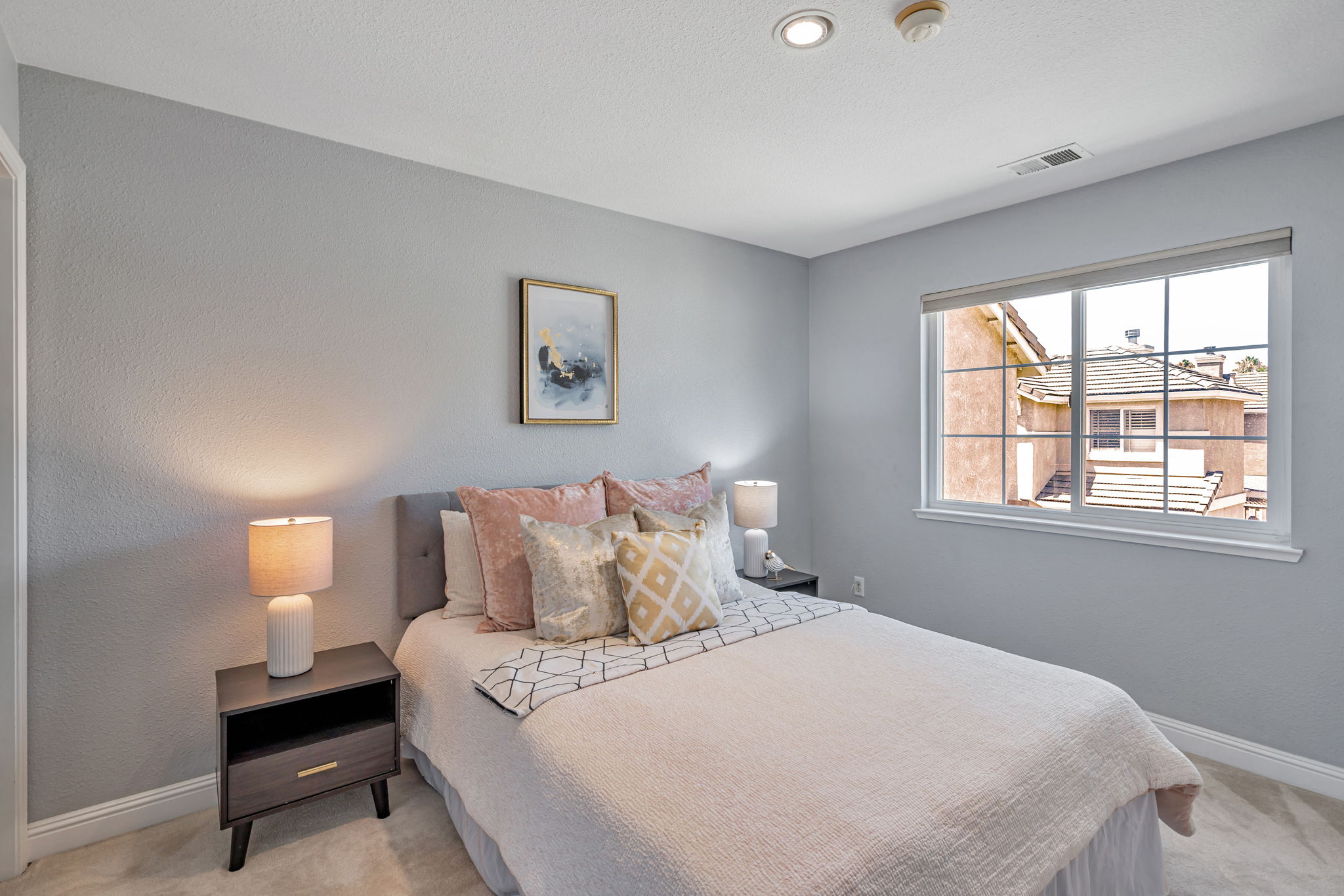 029_2220 Pettigrew Dr