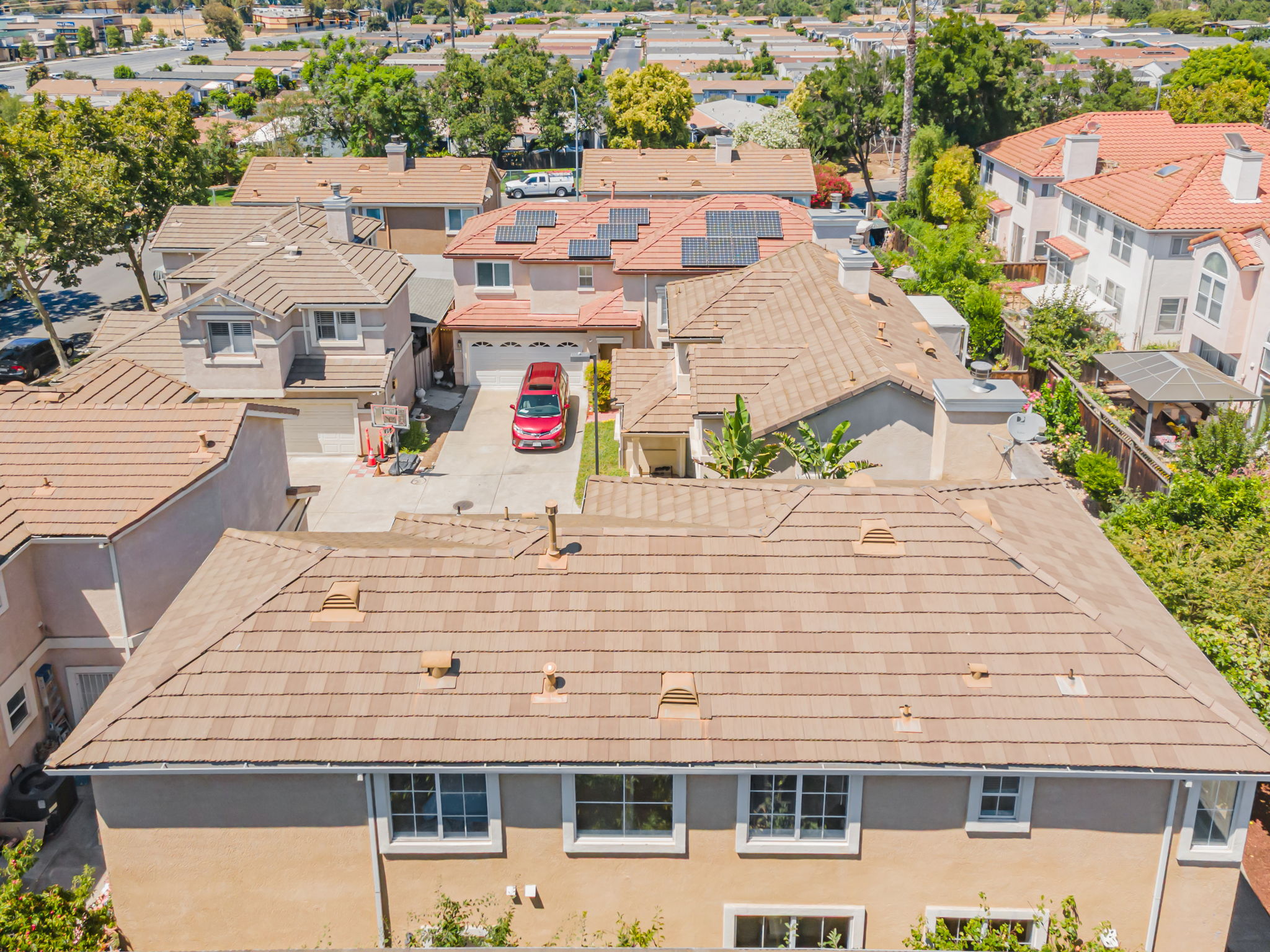 007_AERIALS_2220 Pettigrew Dr