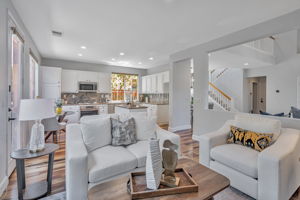 011_2220 Pettigrew Dr