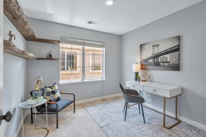 019_2220 Pettigrew Dr