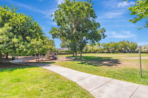 050_2220 Pettigrew Dr