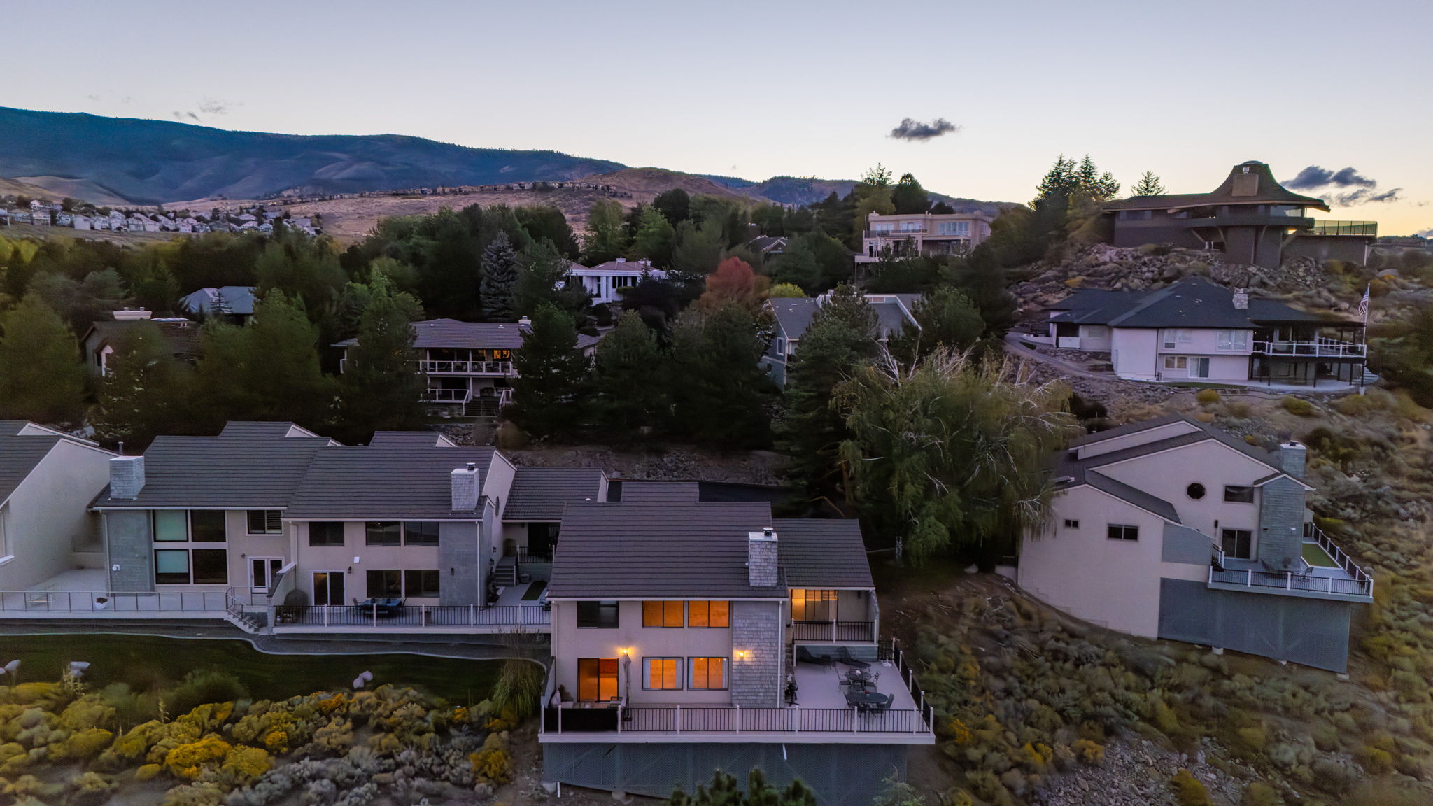  Photo 105