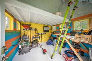  Photo 42