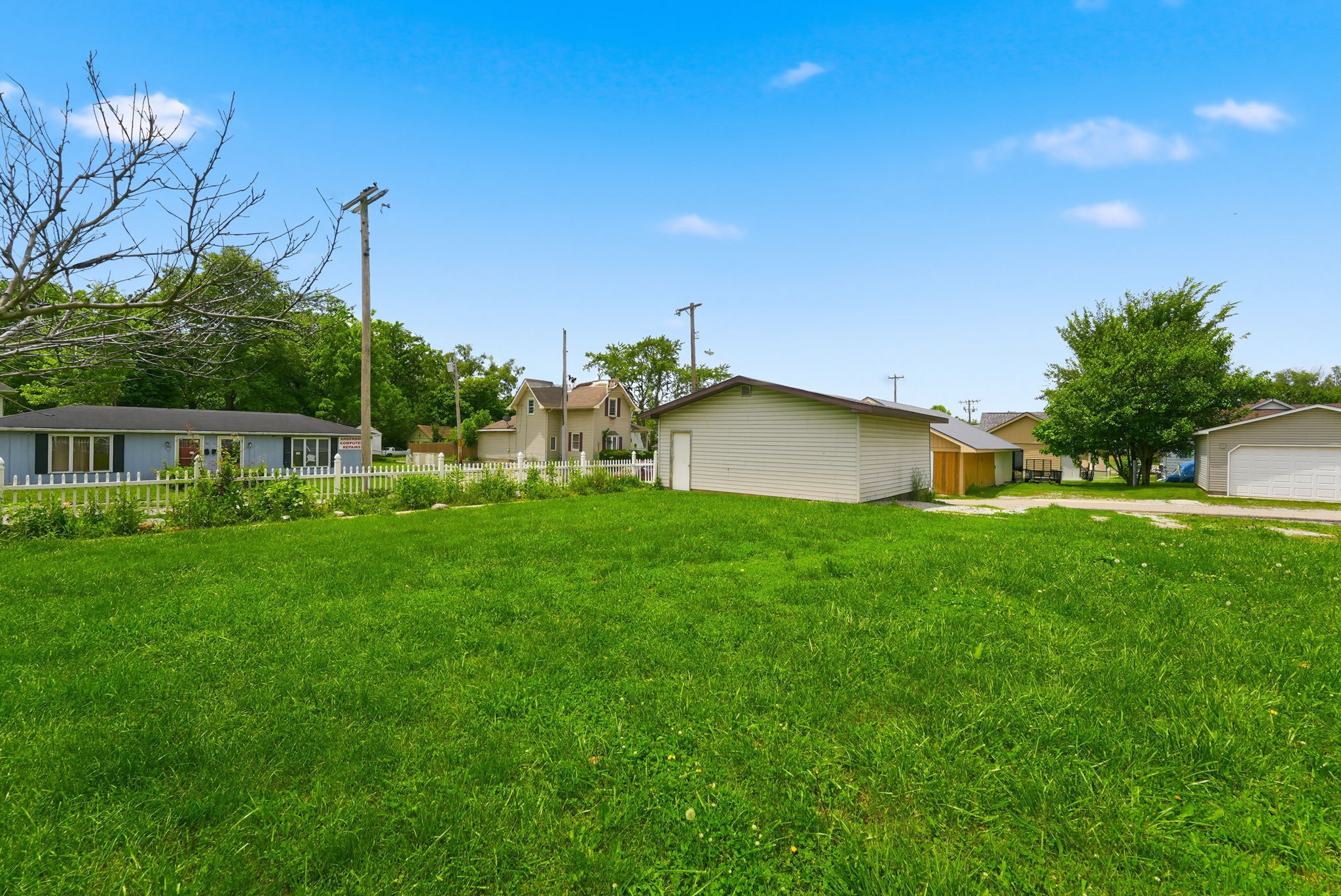  Photo 37