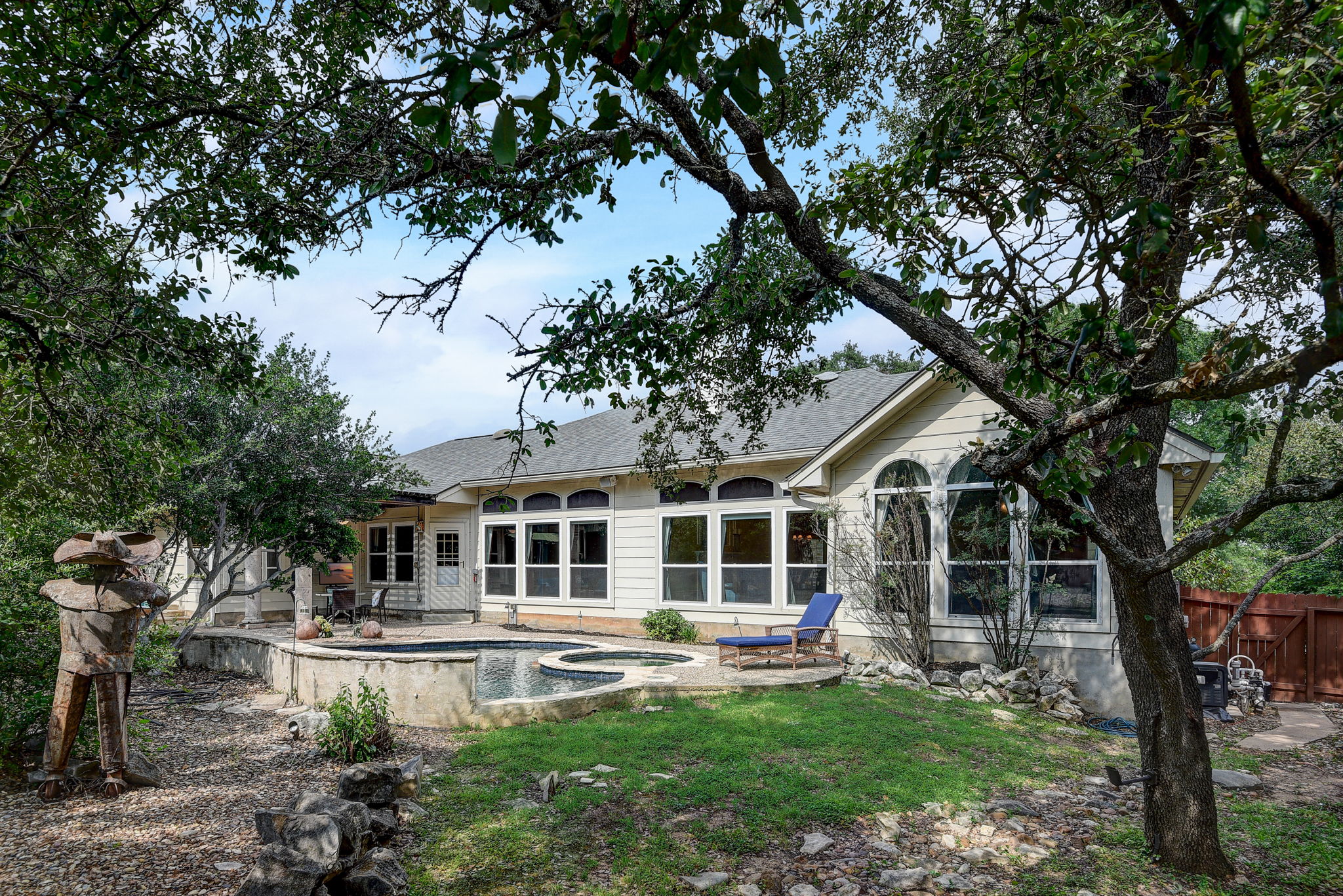 Navasota Cir-060