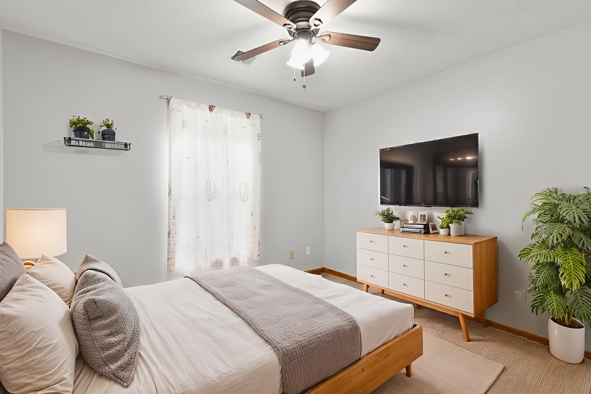 401A8490 virtually staged.jpeg