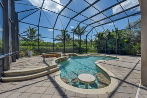 Lanai Pool