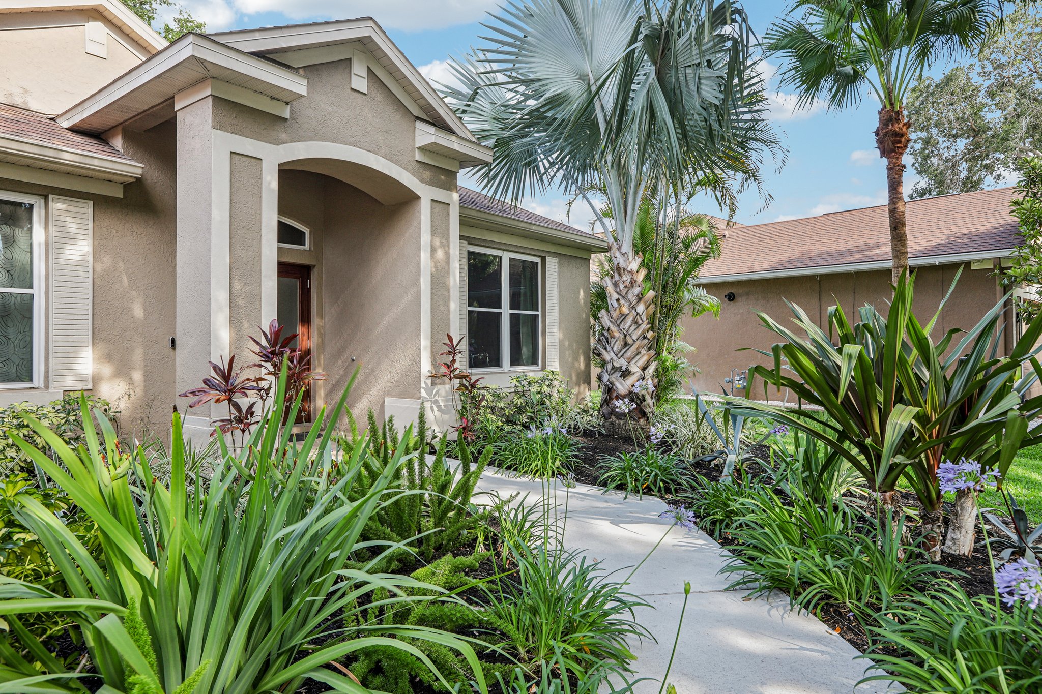 Longmore Cir-0905-006.jpg