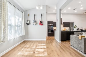 Longmore Cir-0905-028.jpg