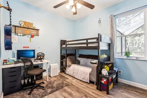 Longmore Cir-0905-030.jpg