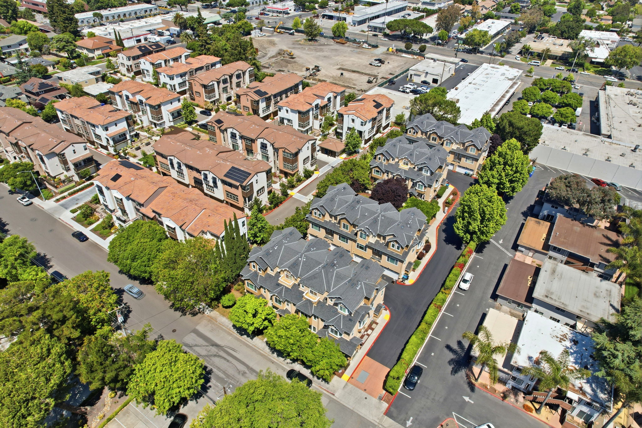 010_F8_AERIAL_2222 Raspberry Ln