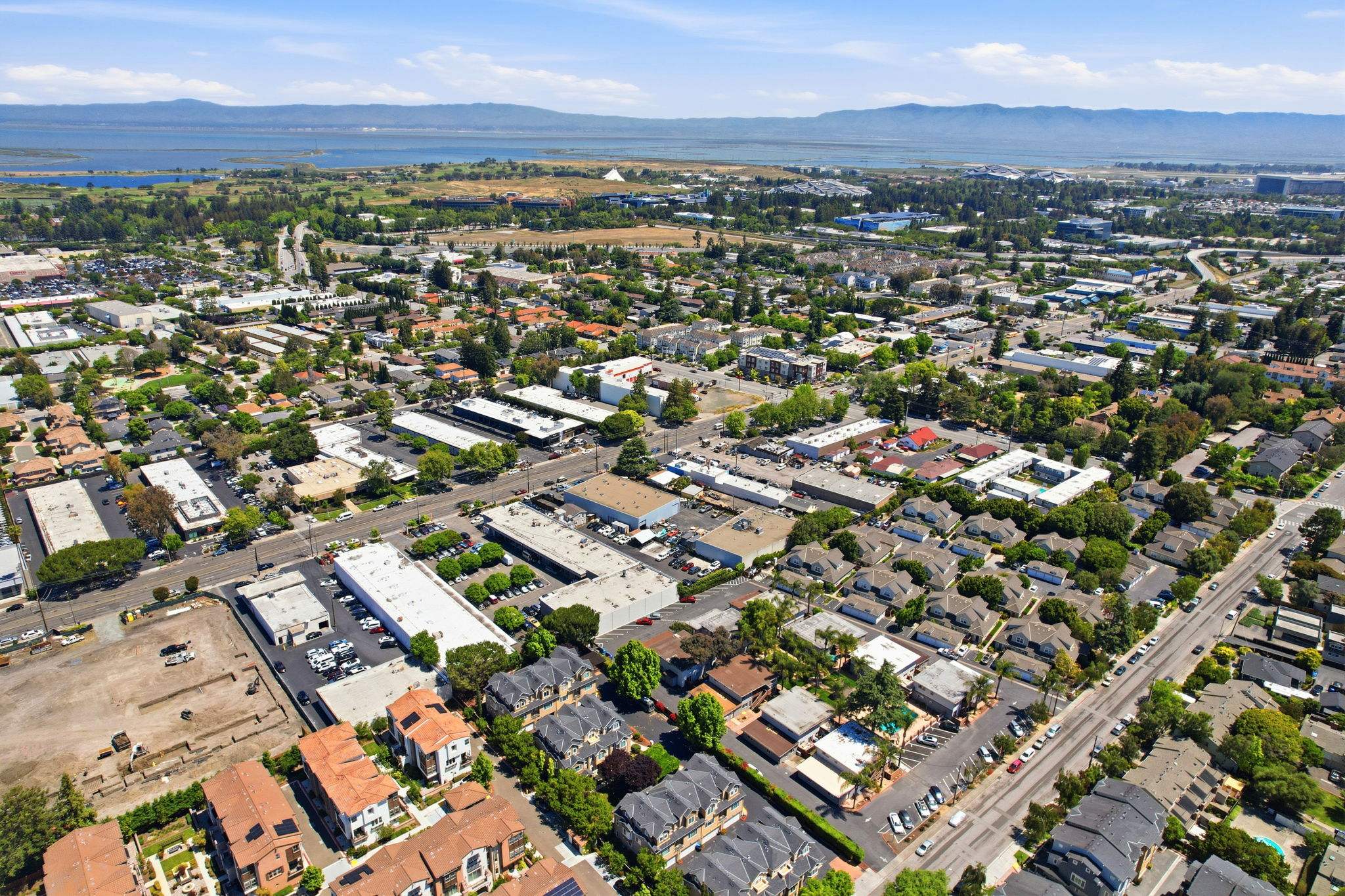 014_F8_AERIAL_2222 Raspberry Ln