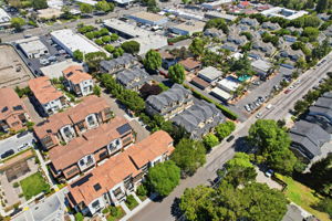 011_F8_AERIAL_2222 Raspberry Ln