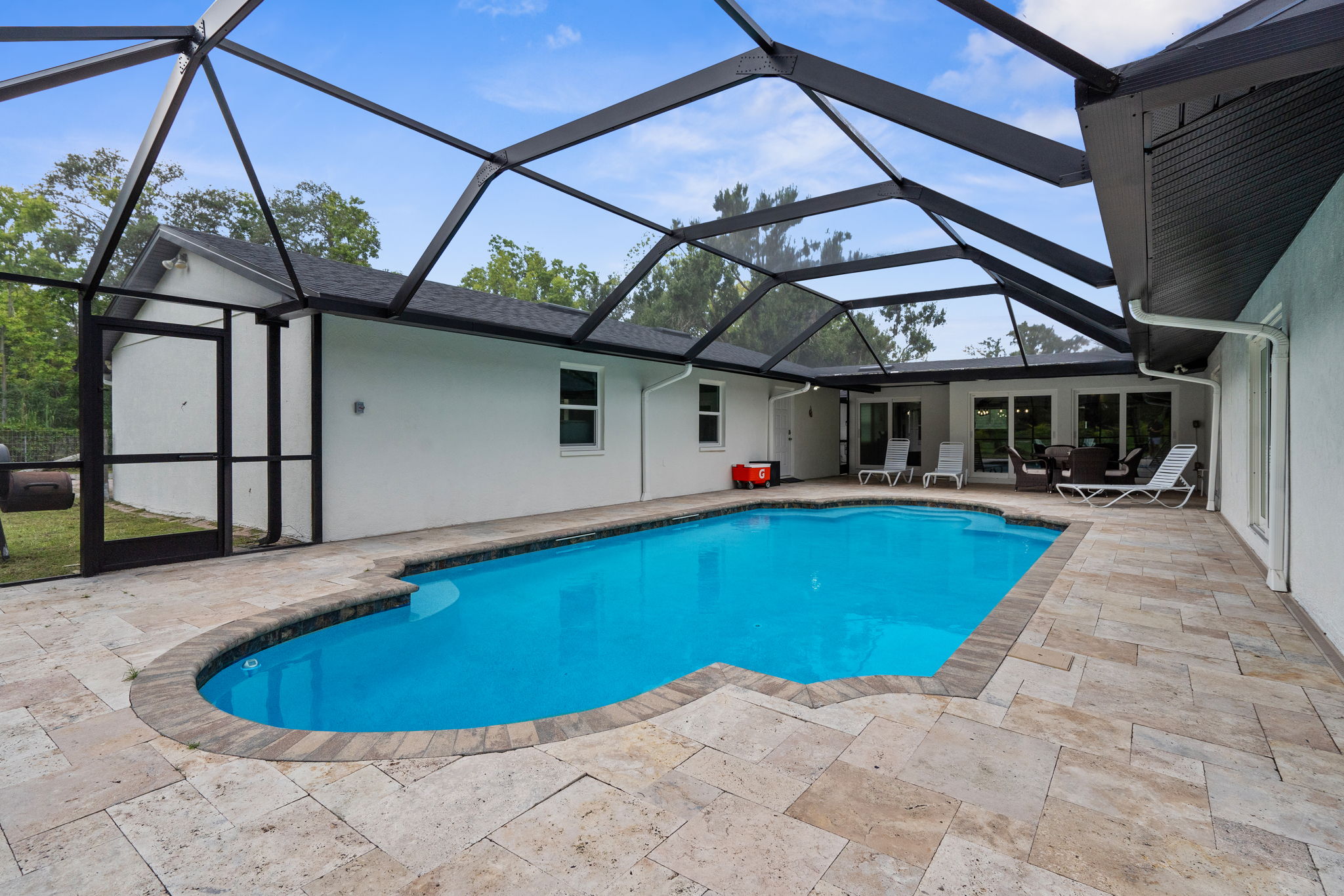 large lanai