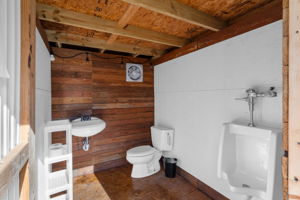  Photo 43
