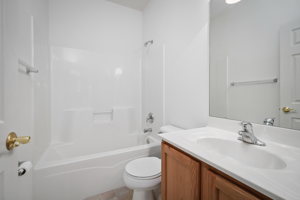2223 Hawks Landing Dr, Lake St Louis, MO 63367, USA Photo 19