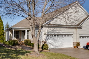 2223 Hawks Landing Dr, Lake St Louis, MO 63367, USA Photo 0