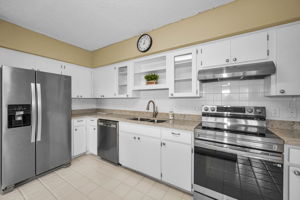 Kitchen 8