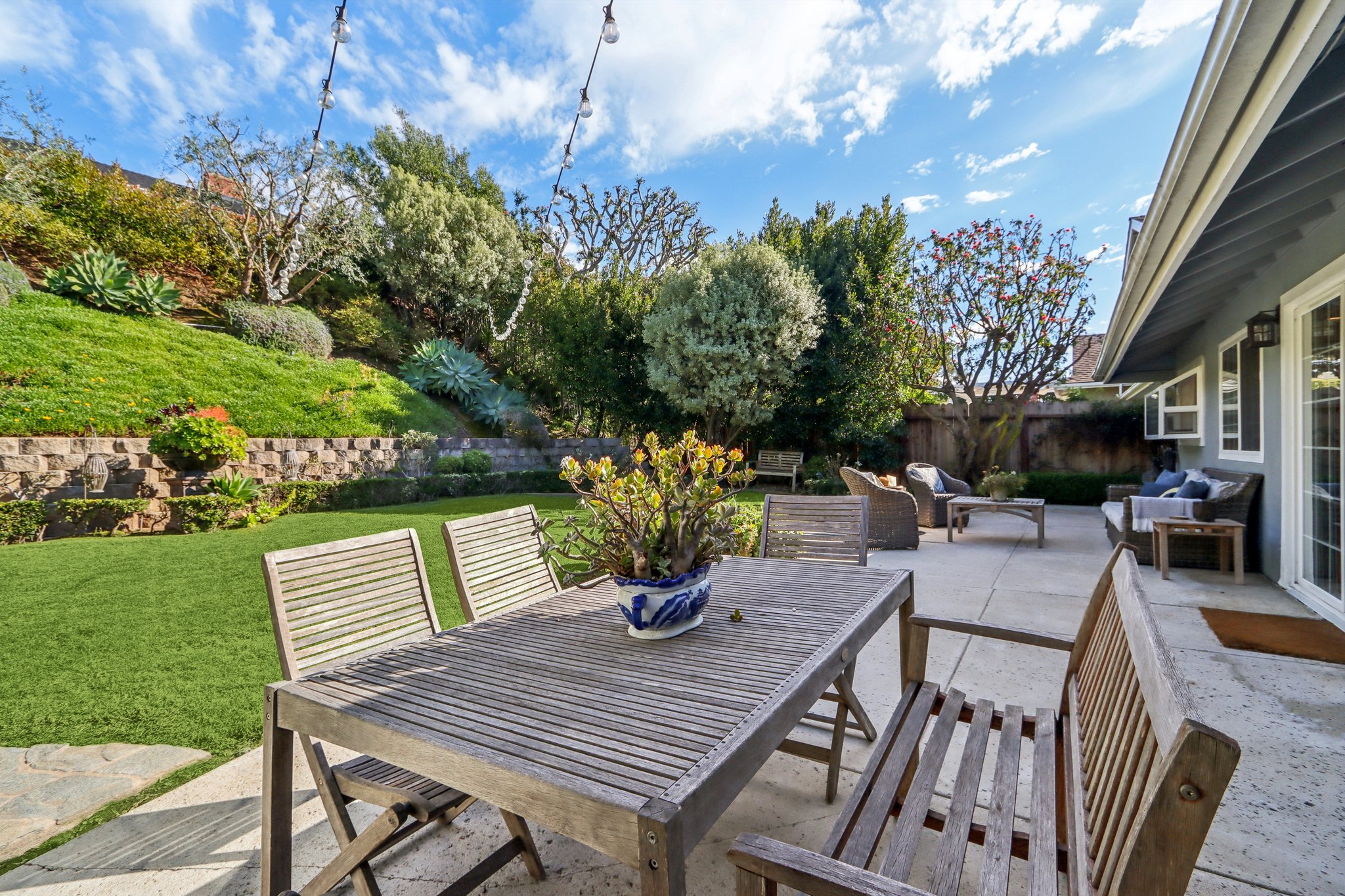 A-Aralia St-S2701-042.jpg