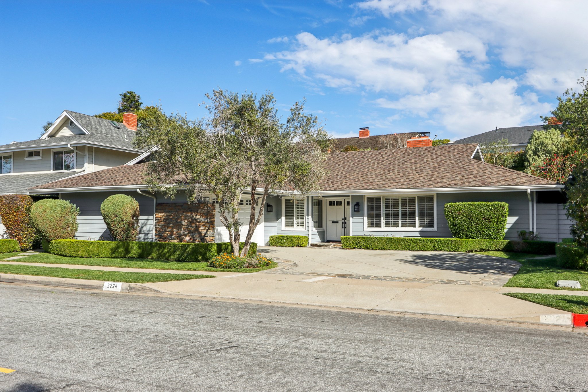 Aralia St-S2701-004.jpg