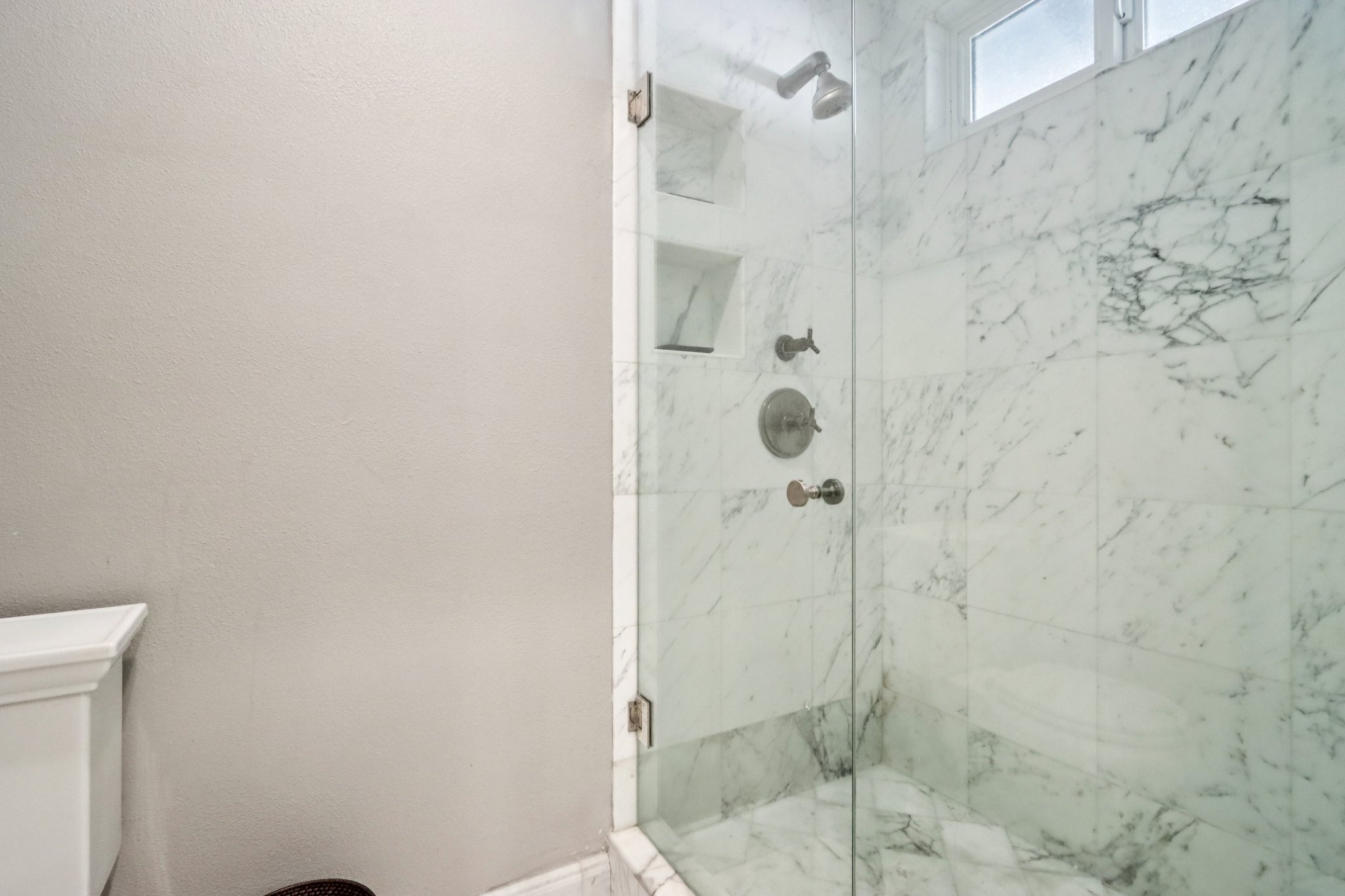 Aralia St-S2701-029.jpg