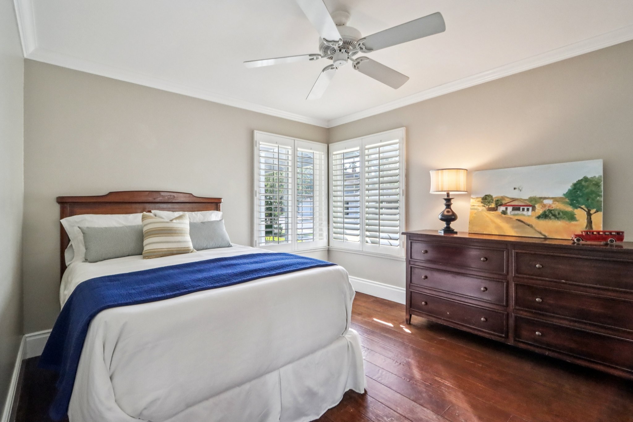 Aralia St-S2701-036.jpg