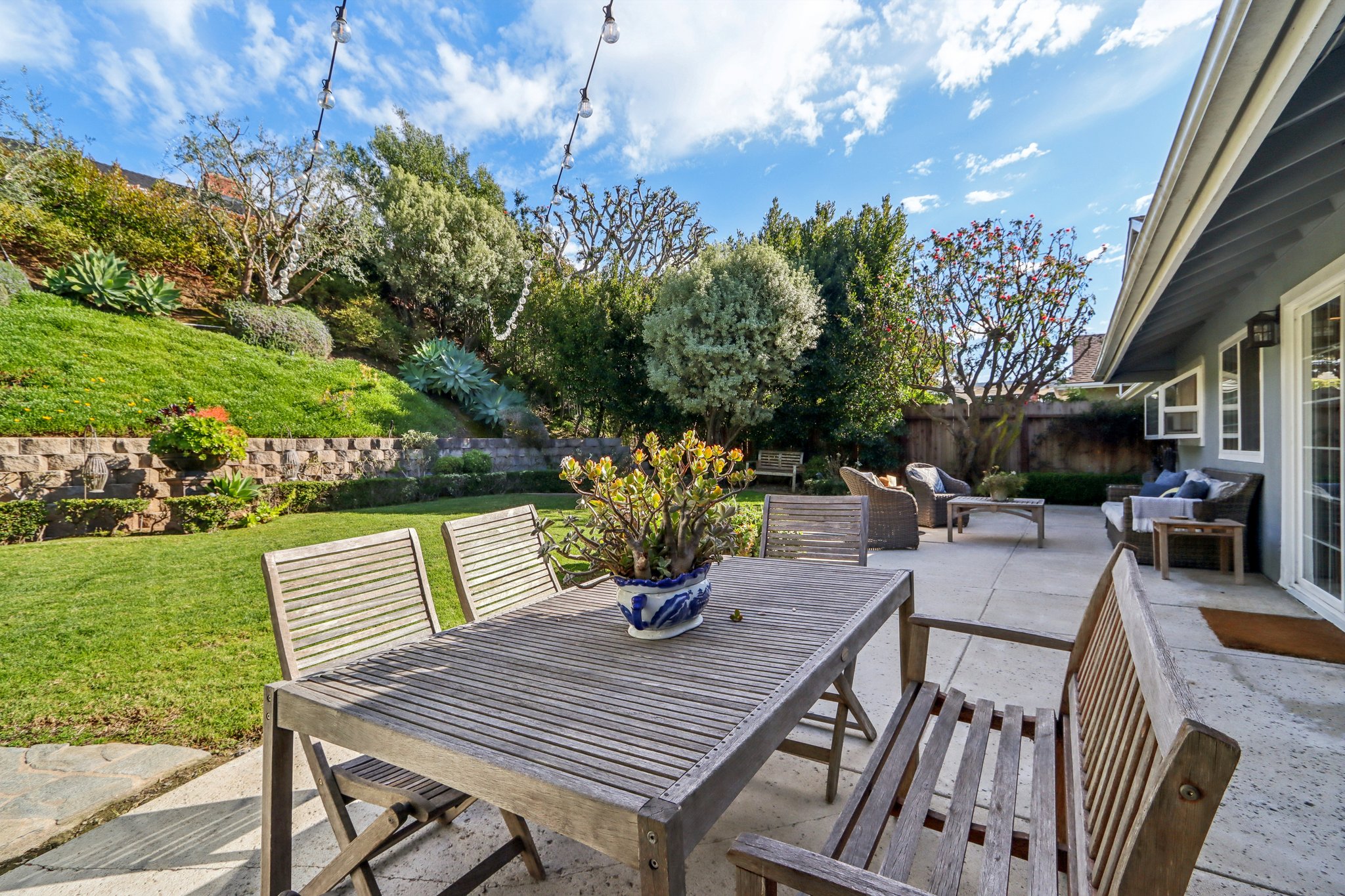 Aralia St-S2701-042.jpg