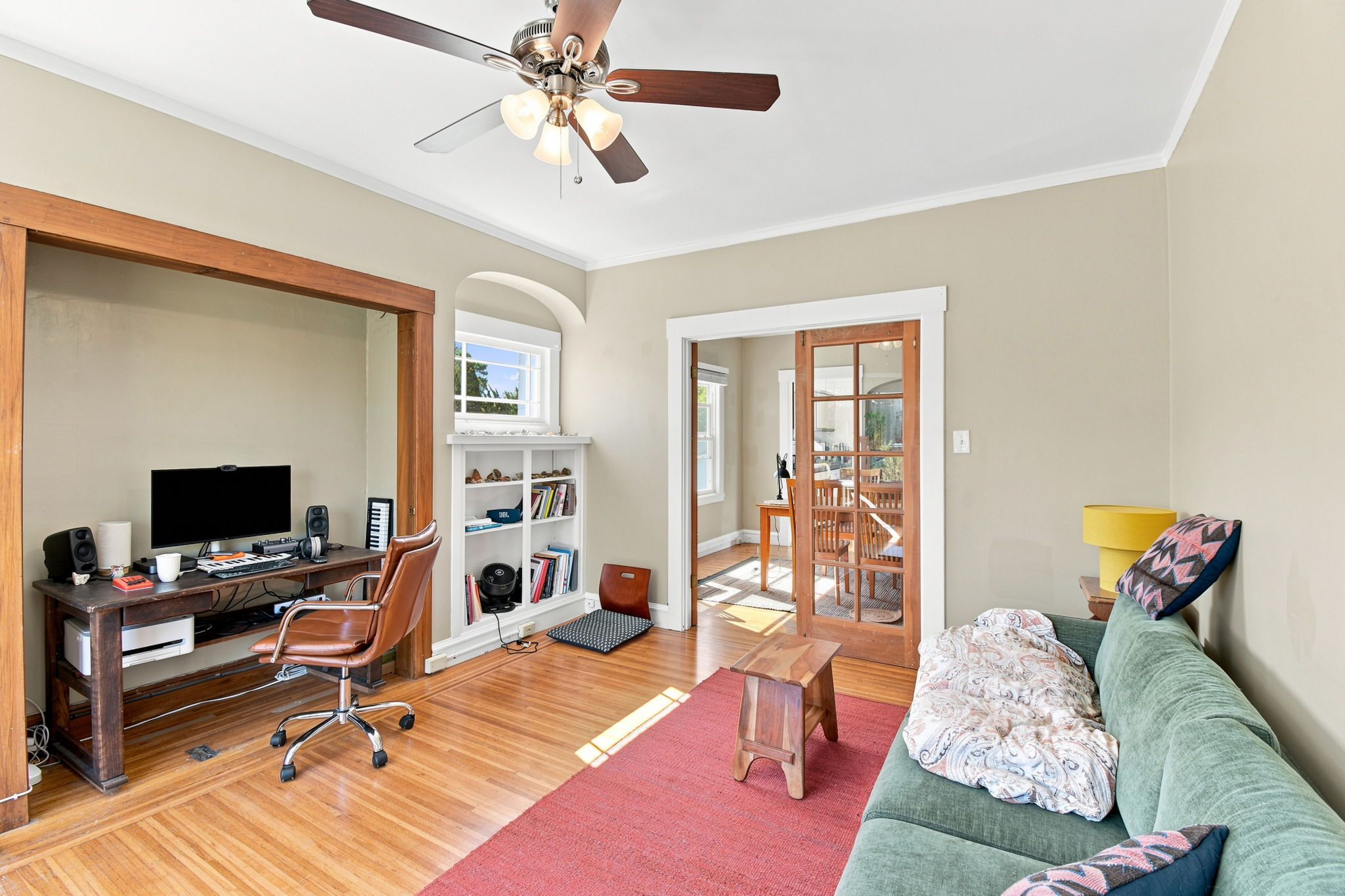 023_F8_2224 Derby St