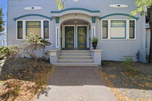 004_F8_2224 Derby St