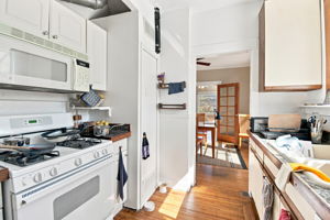 008_F8_2224 Derby St