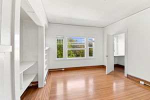 033_F8_2224 Derby St