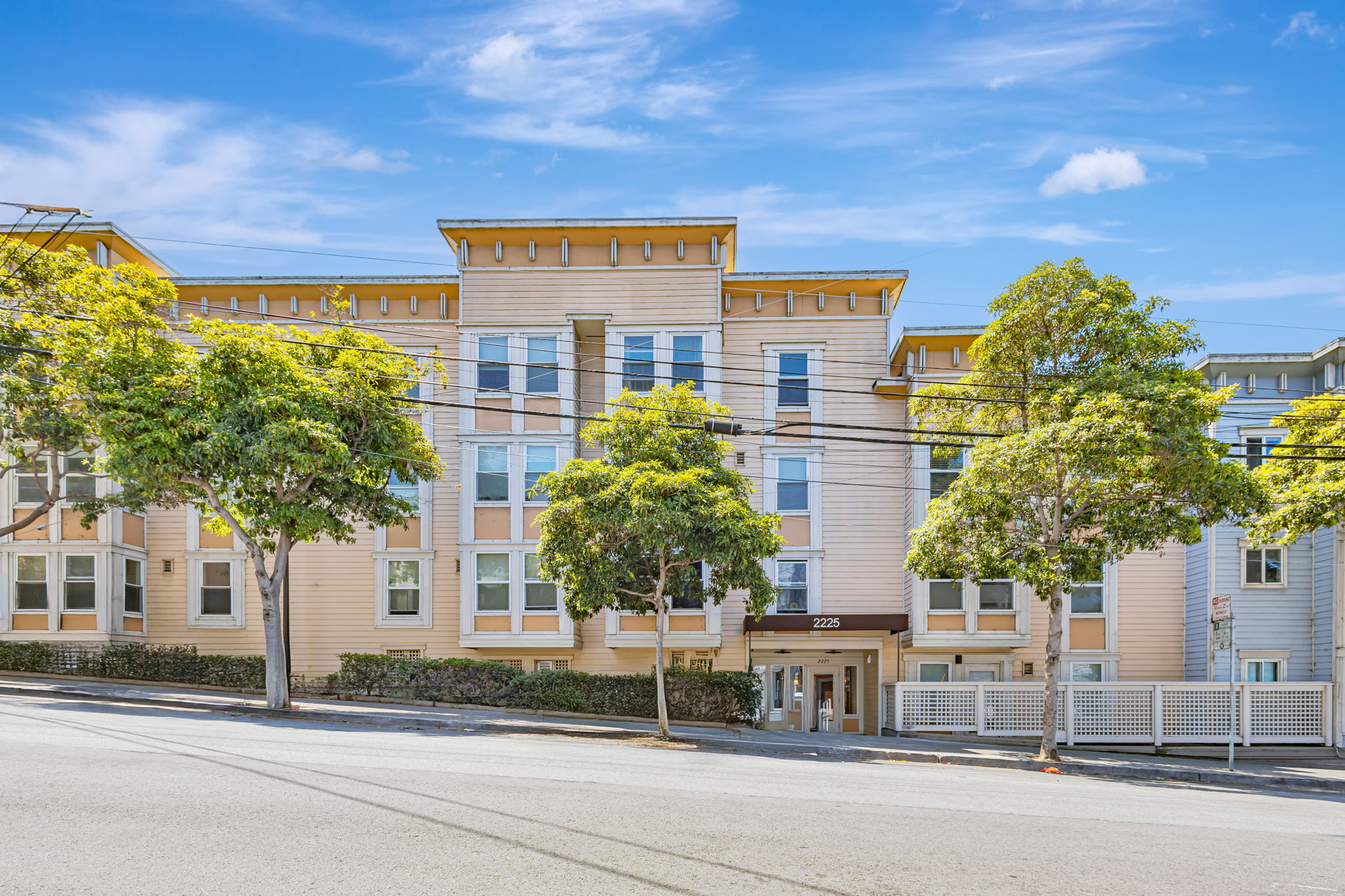 001_2225 23rd St 318