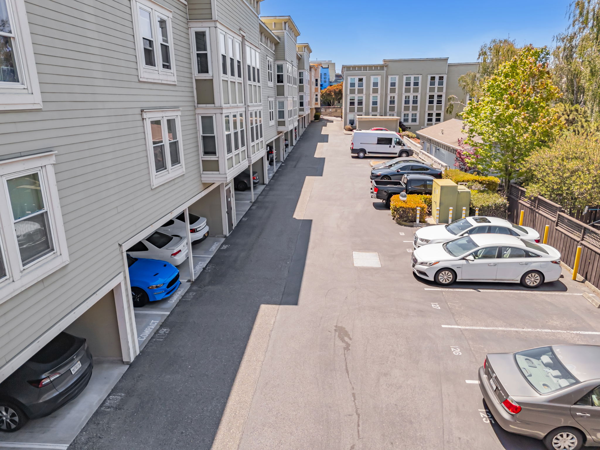 014_AERIAL_2225 23rd St 318