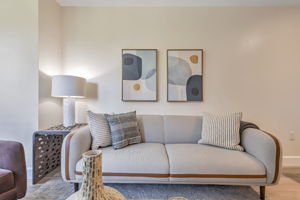 011_2225 23rd St 318