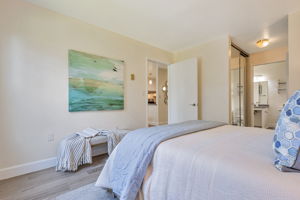 023_2225 23rd St 318
