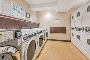 029_2225 23rd St 318