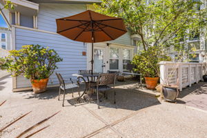 035_2225 23rd St 318