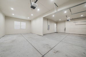  Photo 34