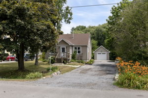 Photo 0