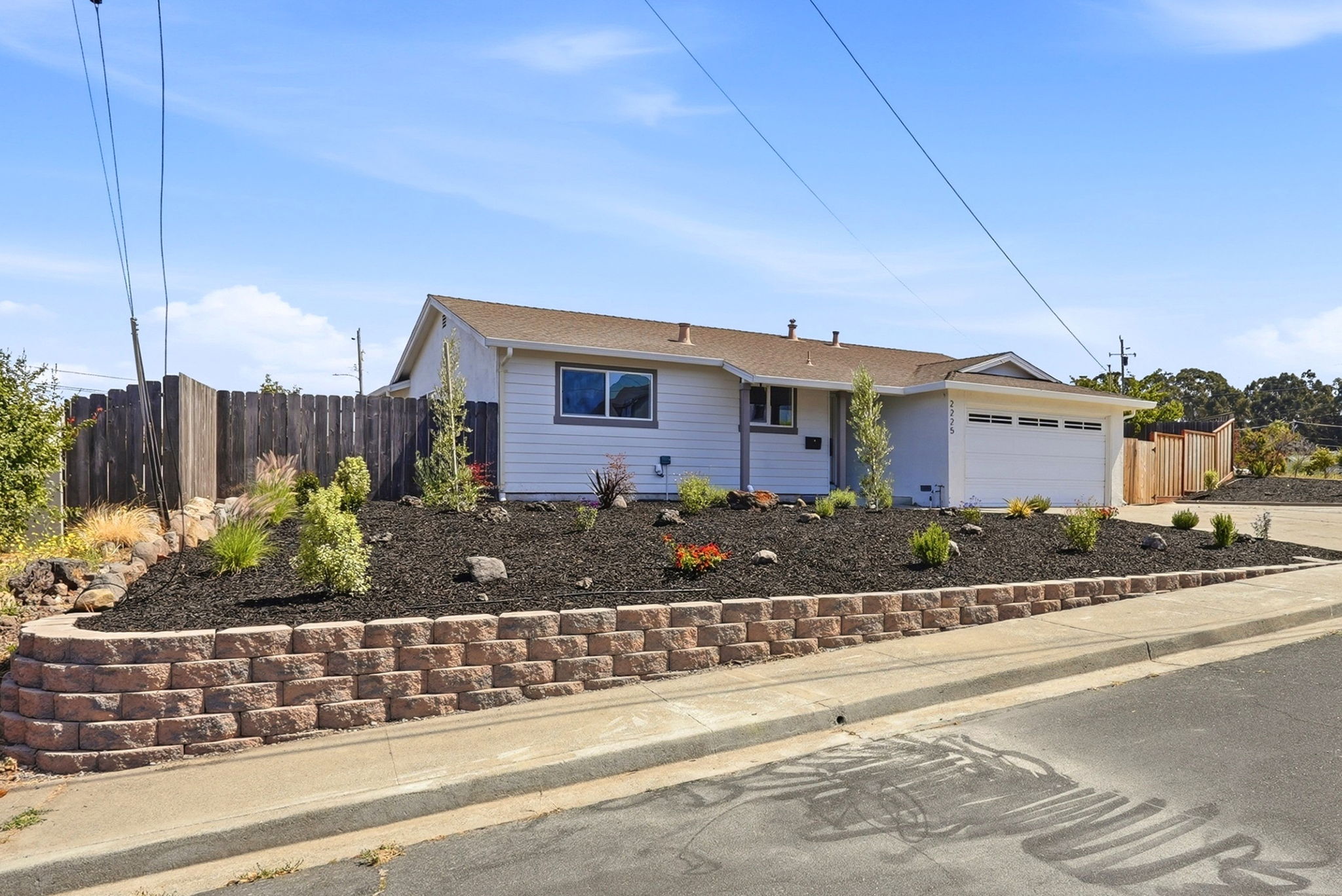 004_F8_2225 Meadowlark St