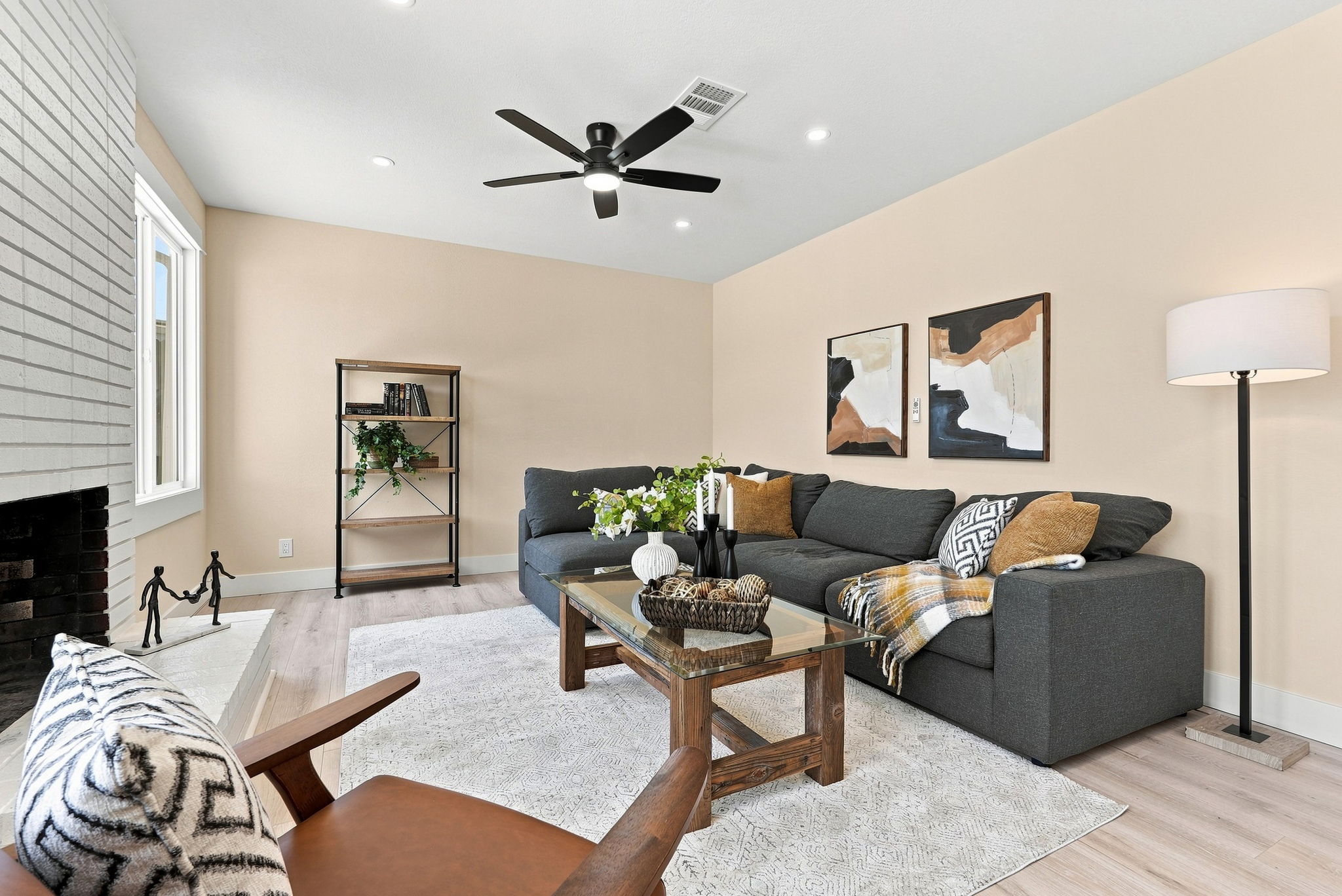 010_F8_2225 Meadowlark St