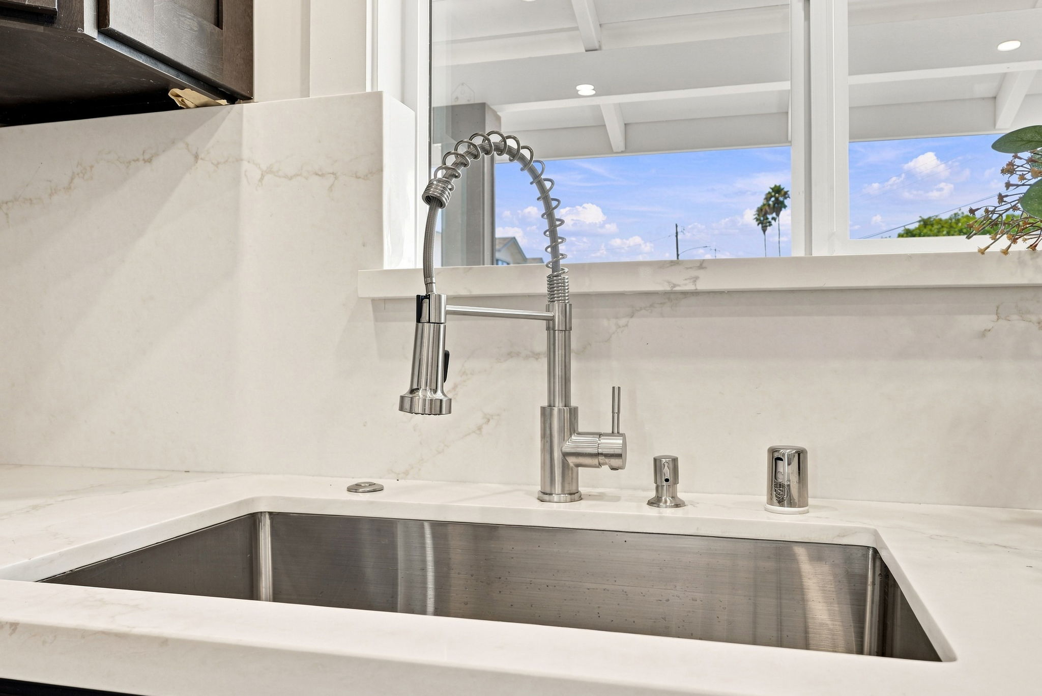 015_F8_2225 Meadowlark St