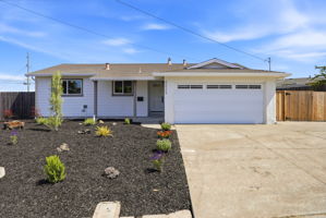 001_F8_2225 Meadowlark St